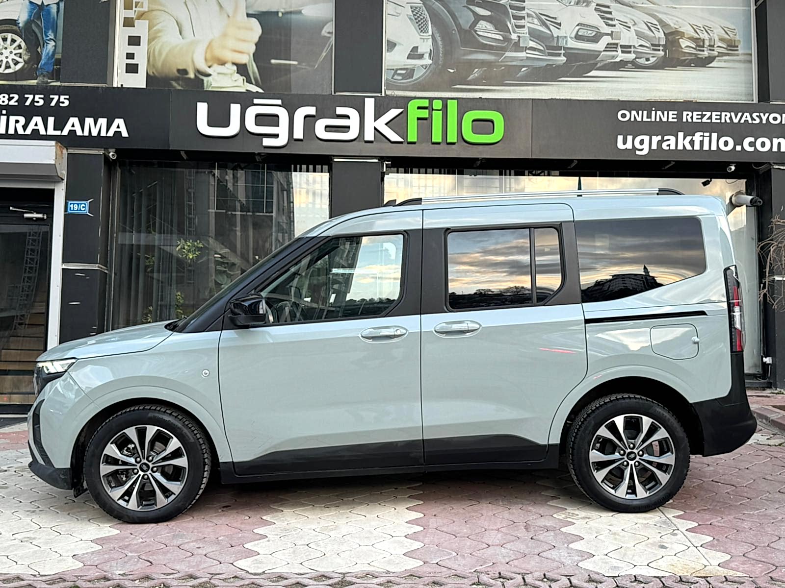 FORD  COURİER BENZİNLİ OTOMATİK - ANKARA ARAÇ KİRALAMA